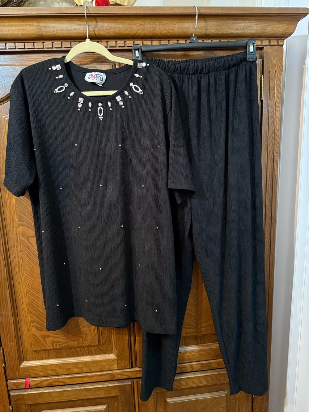 Red Ruby Embellished Outfit - Picture 3 of 12